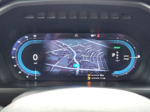 Used 2025 Volvo XC90 T8 Plus w/ Protection Package Premier image 19