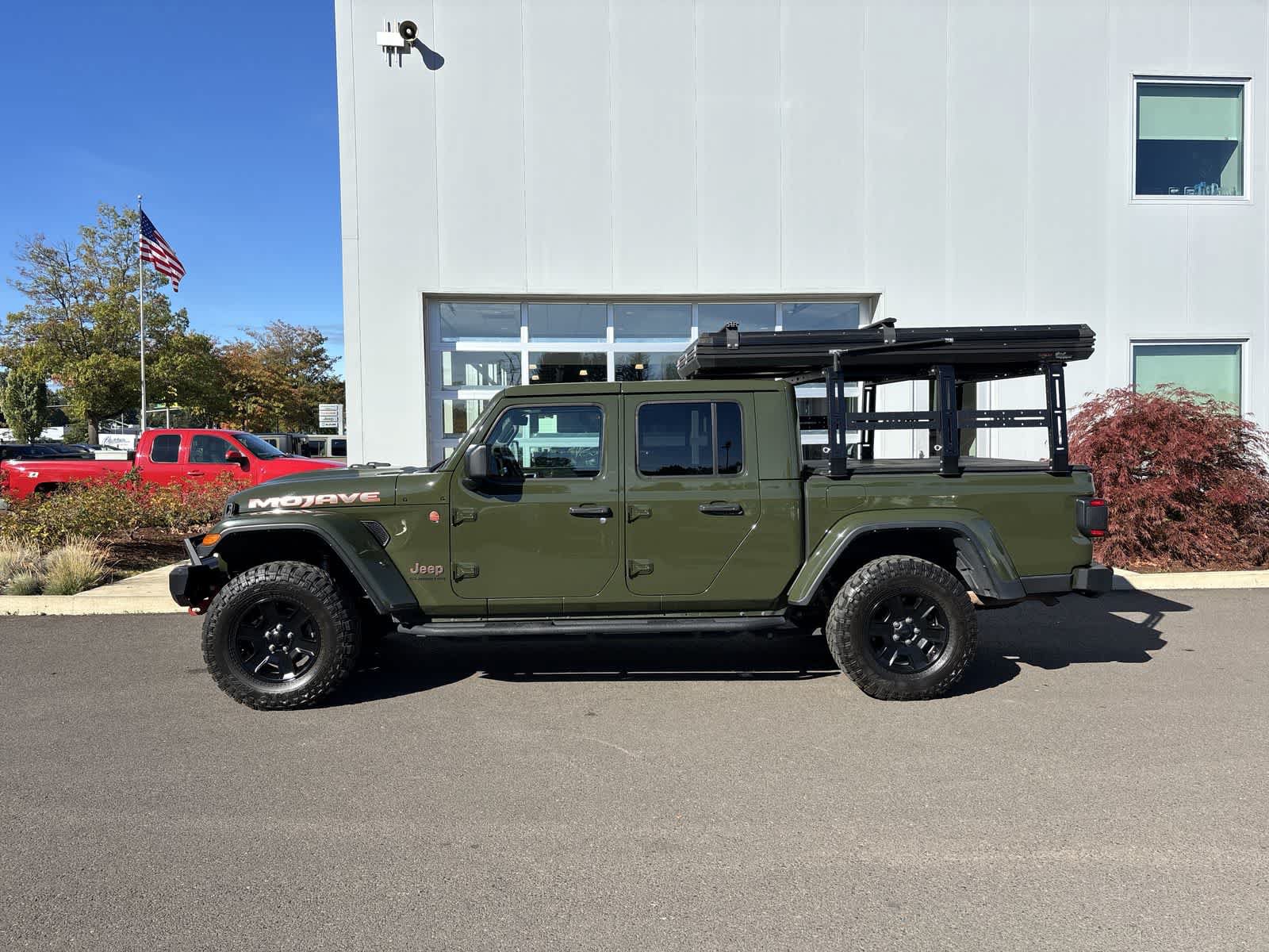 Used 2021 Jeep Gladiator Mojave AWD/4WD image 2