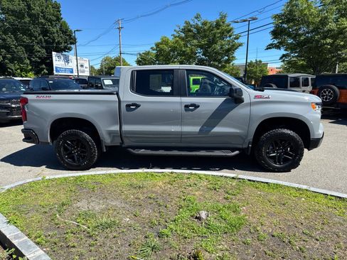 Used 2024 Chevrolet Silverado 1500 LT Trail Boss w/ Convenience Package II AWD/4WD image 7