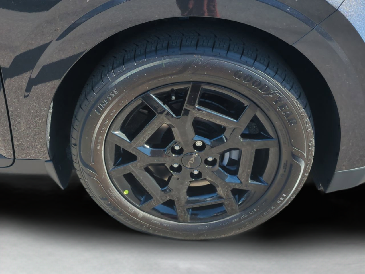 New 2026 Kia Carnival SX w/ SX Dark Edition Package FWD image 10