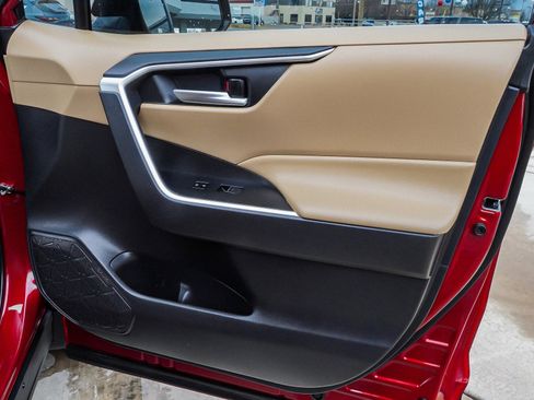 Used 2024 Toyota RAV4 XLE image 28