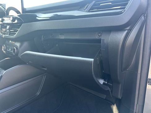 Used 2024 Ford Escape ST-Line image 31