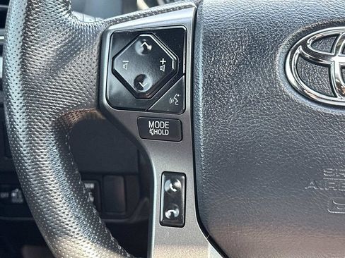 Used 2023 Toyota Tacoma TRD Off-Road w/ TRD Premium Off Road Package AWD/4WD image 31