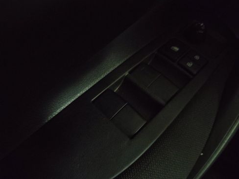 Used 2023 Toyota Corolla LE image 27