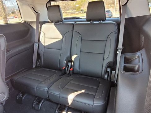 Used 2023 GMC Acadia SLT image 12