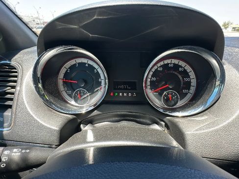 Used 2018 Dodge Grand Caravan SXT FWD image 10