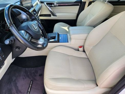 Used 2023 Lexus GX 460 Premium w/ Premium Plus Package AWD/4WD image 9