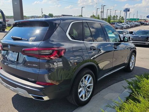 Used 2022 BMW X5 xDrive45e AWD/4WD image 4