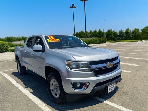 Used 2018 Chevrolet Colorado W/T w/ WT Convenience Package RWD image 1
