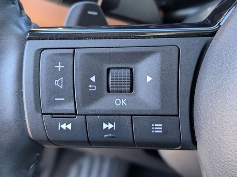 Used 2023 Nissan Pathfinder Platinum w/ Cargo Package AWD/4WD image 20