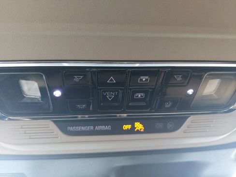 Used 2025 Lincoln Corsair AWD w/ Equipment Group 101A image 28