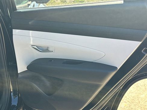 New 2026 Hyundai Tucson SEL FWD image 17