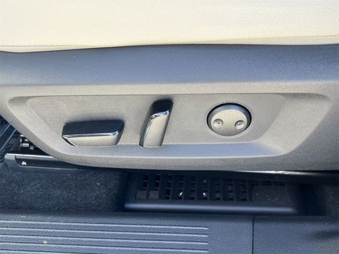 Certified 2025 Nissan Rogue SL image 21