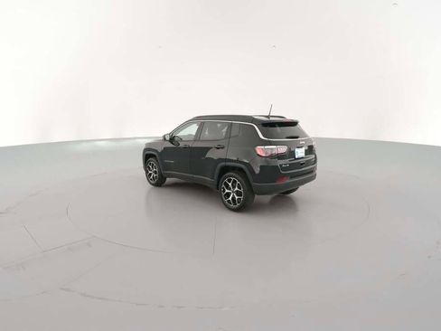 New 2026 Jeep Compass Limited image 8