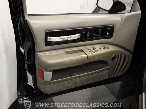Used 1994 Chevrolet Impala SS RWD image 35