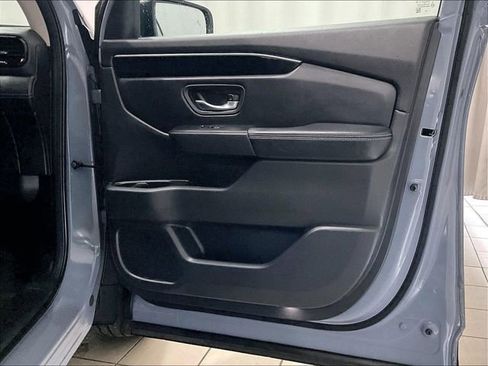 Used 2024 Honda Pilot Touring image 12
