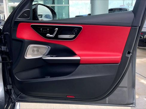 Used 2024 Mercedes-Benz C 300 Sedan image 20