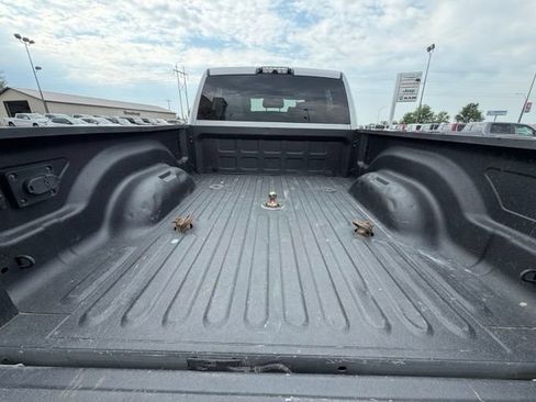 Used 2020 RAM 2500 Big Horn w/ Level 1 Equipment Group AWD/4WD image 9