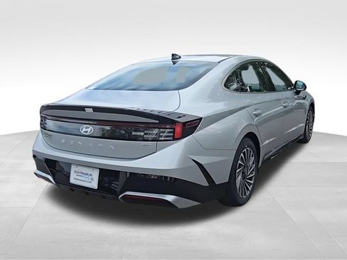 New 2025 Hyundai Sonata SEL FWD image 8