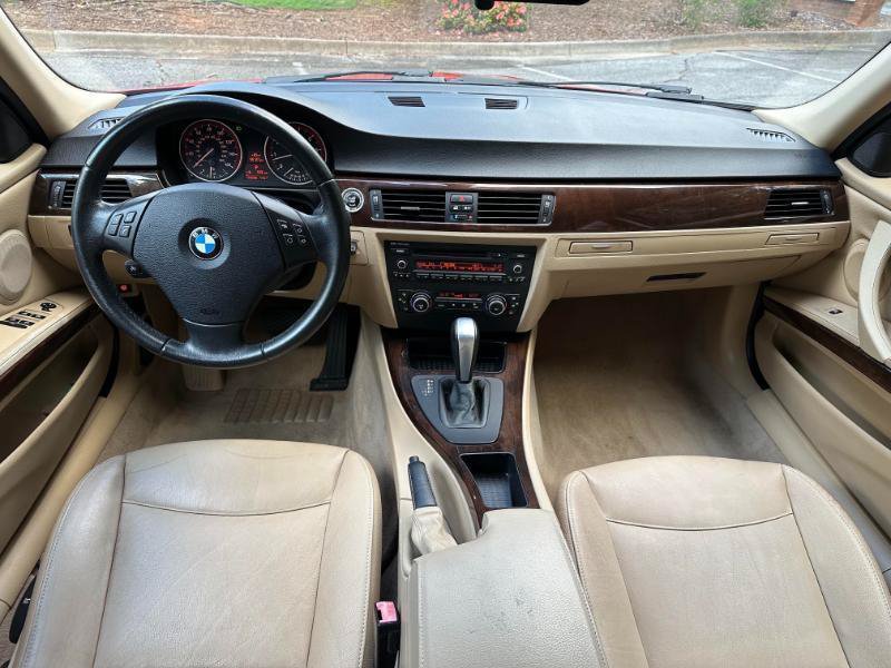 Used 2011 BMW 328i Sedan RWD image 36