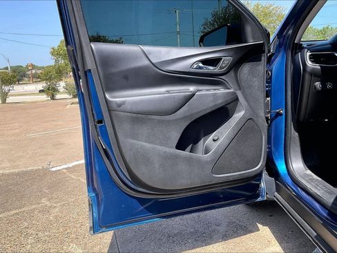 Used 2019 Chevrolet Equinox LT FWD image 26