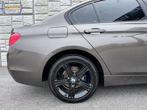 Used 2015 BMW 328i xDrive Sedan AWD/4WD image 12