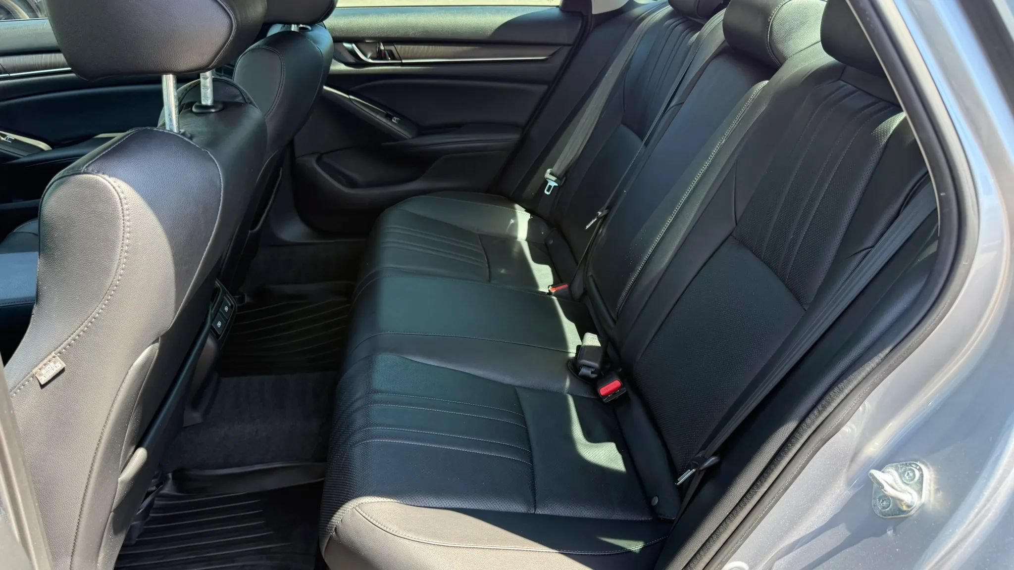 Used 2021 Honda Accord EX-L image 29