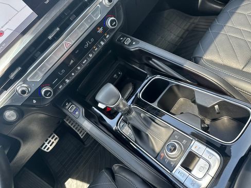 Certified 2024 Kia Telluride SX Prestige X-Line AWD/4WD image 18