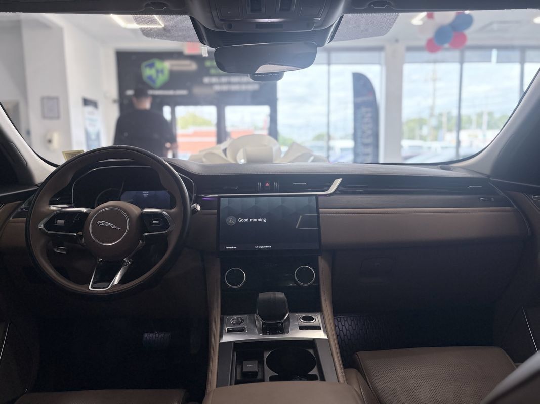 Used 2022 Jaguar F-PACE S AWD/4WD image 15