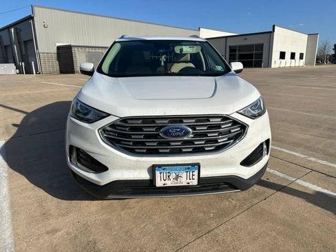 Used 2021 Ford Edge SEL w/ Convenience Package FWD image 2
