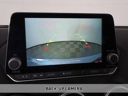 Used 2024 Nissan Sentra SV w/ Trunk Package FWD image 5