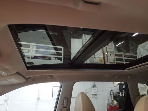 Used 2015 Nissan Rogue SL w/ SL Premium Package image 23