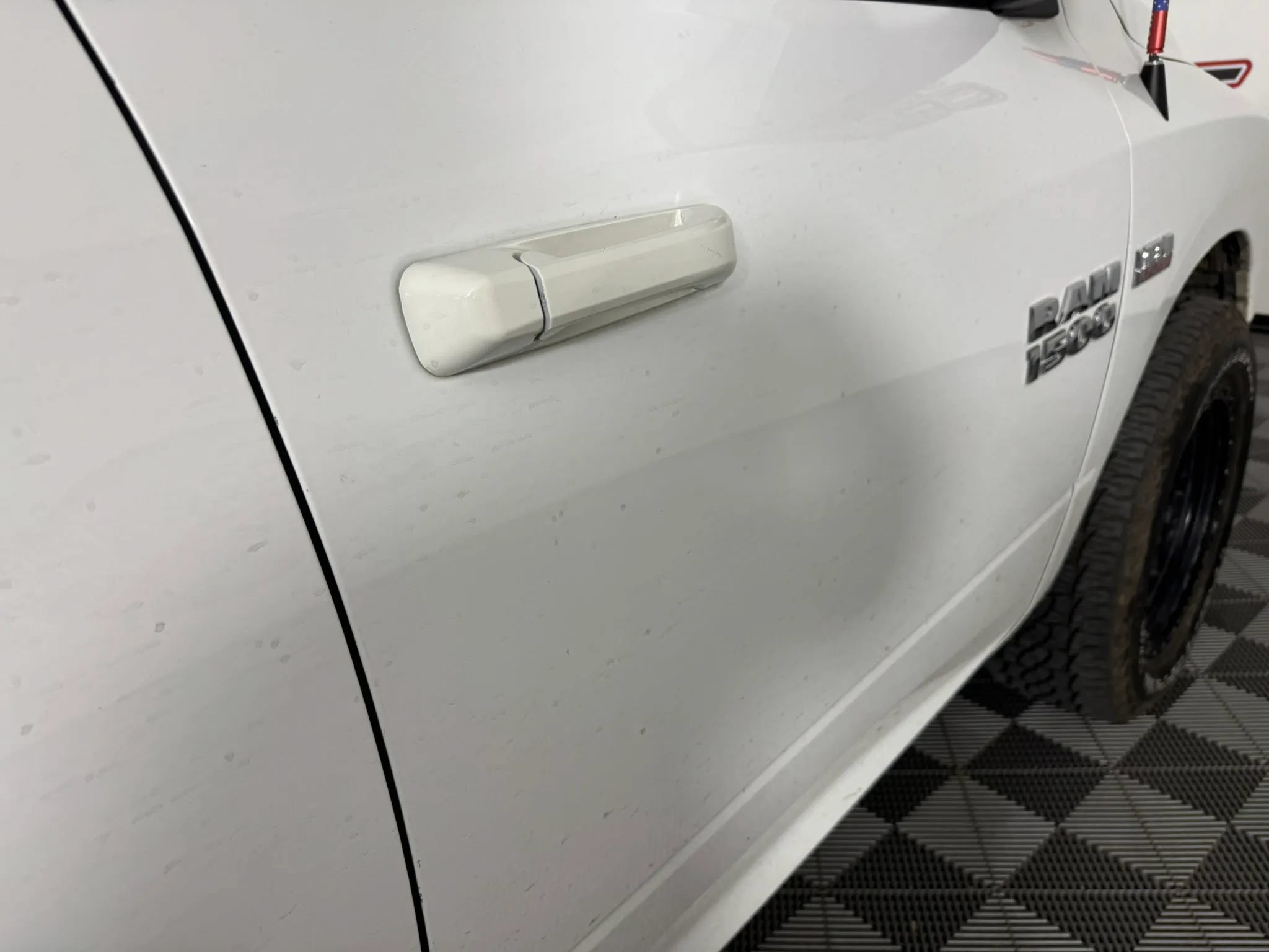 Used 2015 RAM 1500 Limited AWD/4WD image 29