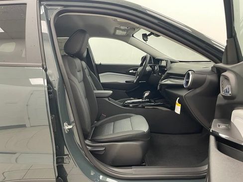 New 2026 Chevrolet Trax LT w/ Driver Confidence Package FWD image 13