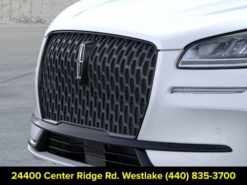 New 2026 Lincoln Corsair Premiere image 17