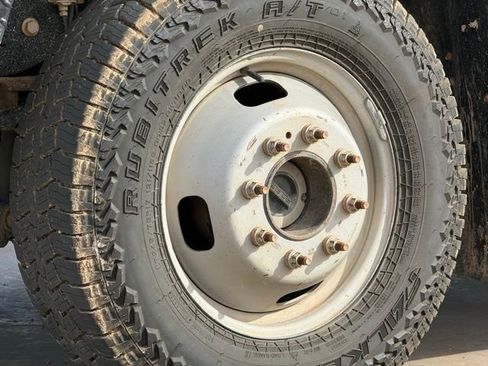 Used 2021 Ford F350 XL w/ Power Equipment Group image 13