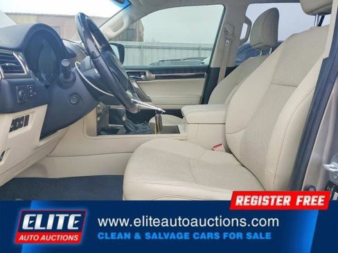 Used 2020 Lexus GX 460 Premium w/ Premium Package image 13