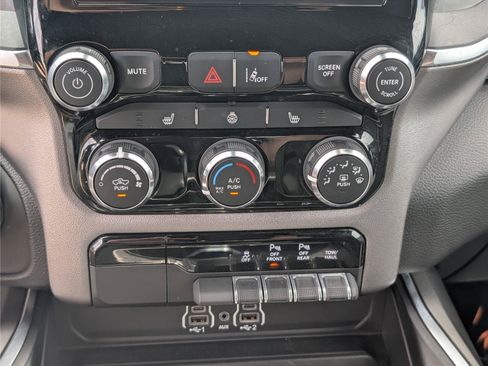 Used 2025 RAM 1500 Big Horn AWD/4WD image 25