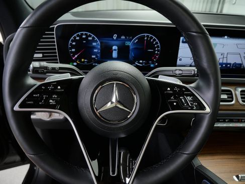 Certified 2026 Mercedes-Benz GLE 450e 4MATIC image 23
