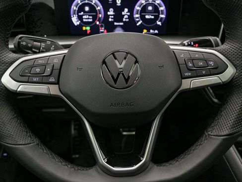 New 2026 Volkswagen Tiguan SE R-Line AWD/4WD image 24
