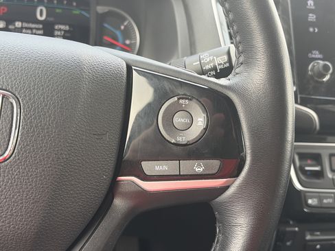 Used 2021 Honda Pilot Touring image 27