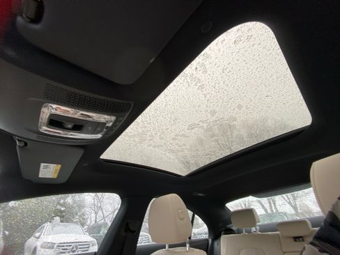 Certified 2025 Mercedes-Benz CLA 250 4MATIC image 21