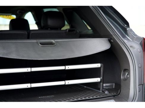 Used 2020 Cadillac XT5 Premium Luxury image 19