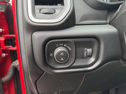 Used 2024 RAM 2500 Big Horn w/ Bed Utility Group AWD/4WD image 23