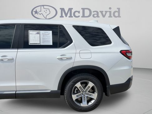Used 2023 Honda Pilot EX-L image 30