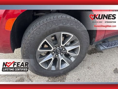 Used 2024 Chevrolet Tahoe Z71 image 16
