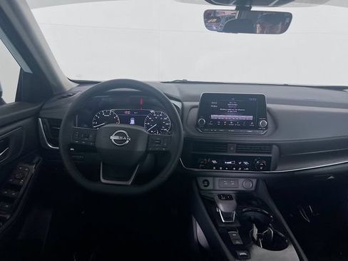 Used 2026 Nissan Rogue SV FWD image 20