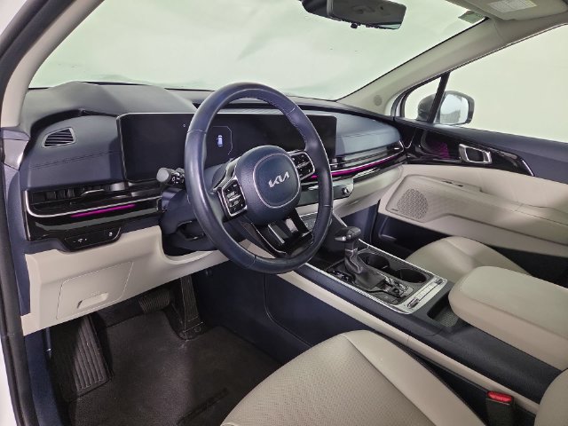 Certified 2025 Kia Carnival SX Prestige FWD image 13