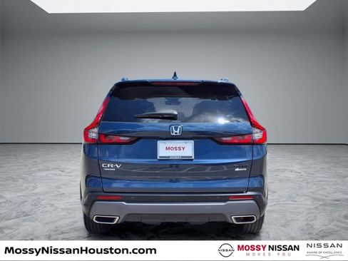 Used 2025 Honda CR-V Sport Touring image 6