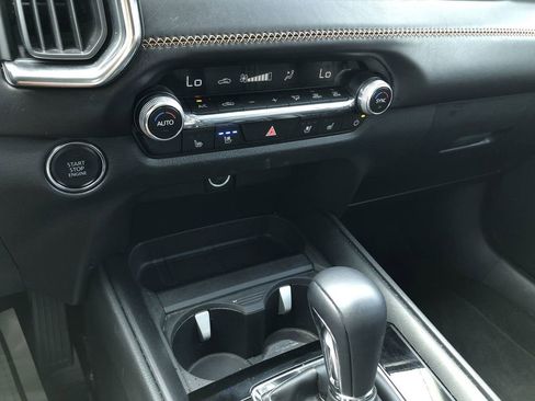 Used 2025 MAZDA CX-50 AWD 2.5 S w/ Premium Plus Pkg image 22